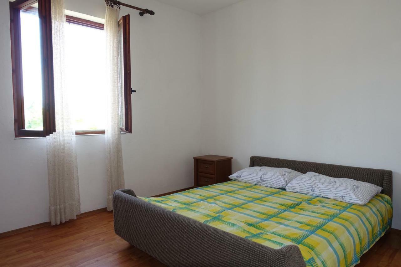 Apartment Dede Nin Eksteriør bilde